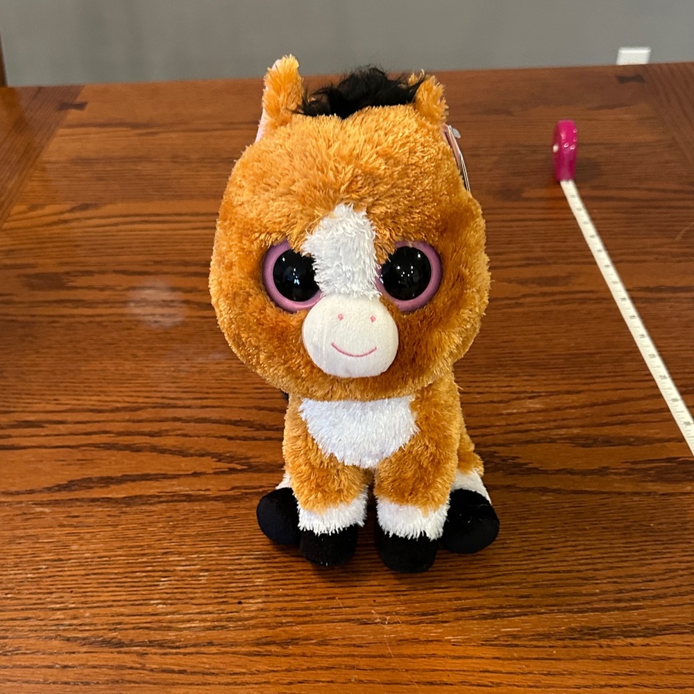 Ty Beanie Boo stuffed animal horse name named Dakota with tags